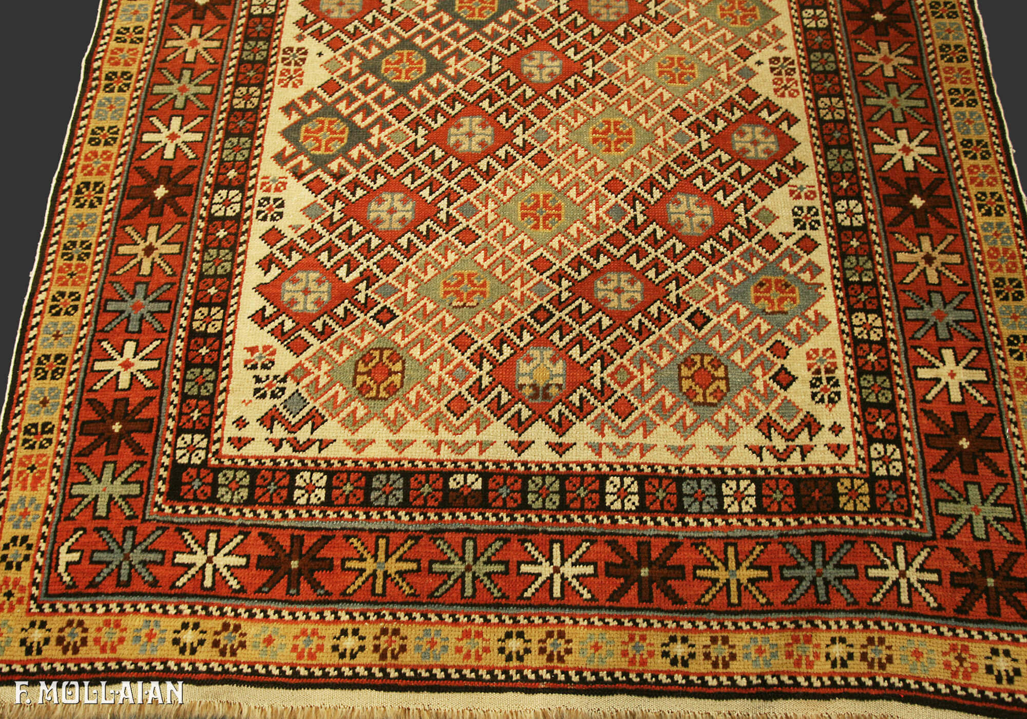 Antique Caucasian Daghestan Rug n°:42340682